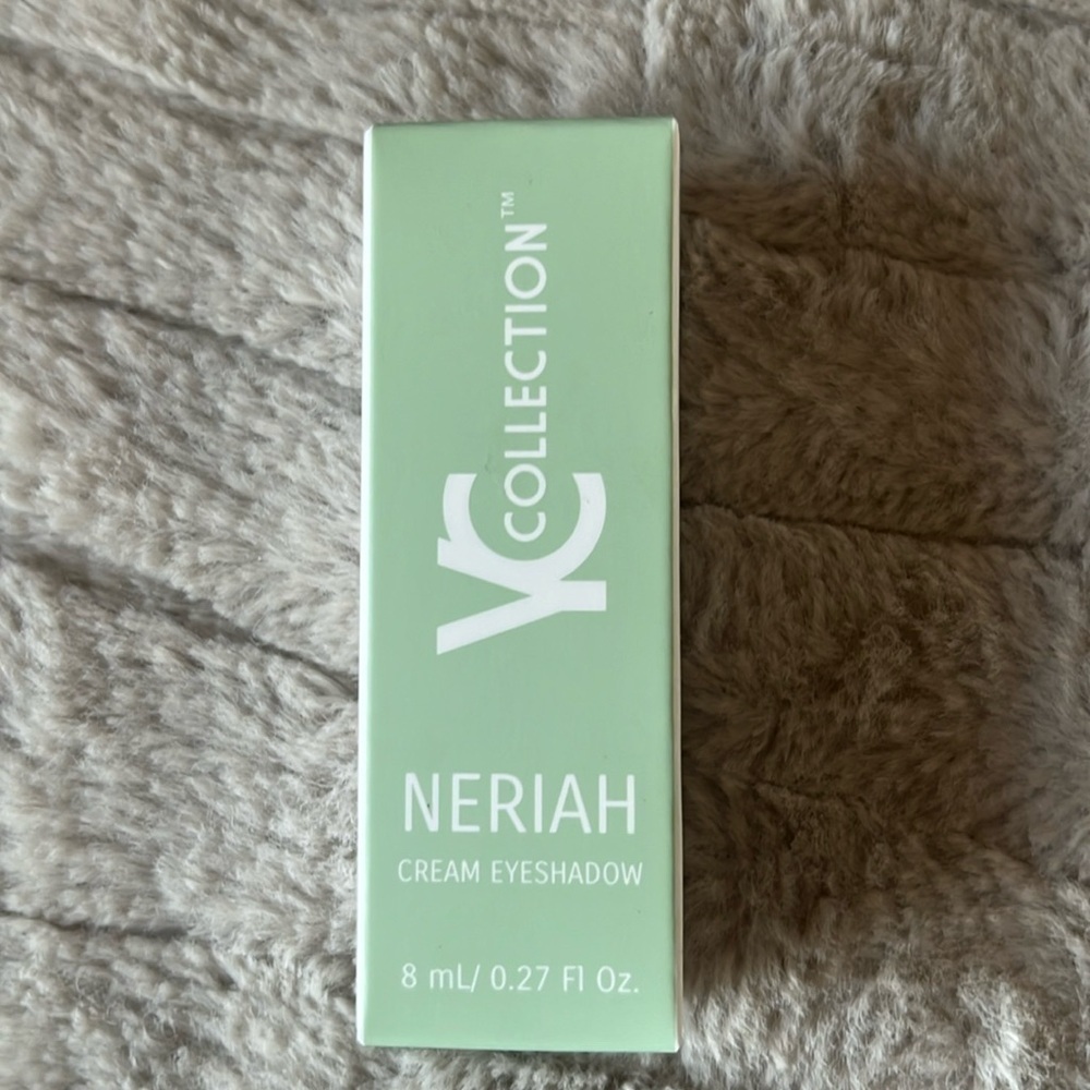 Neriah cream eye shadow